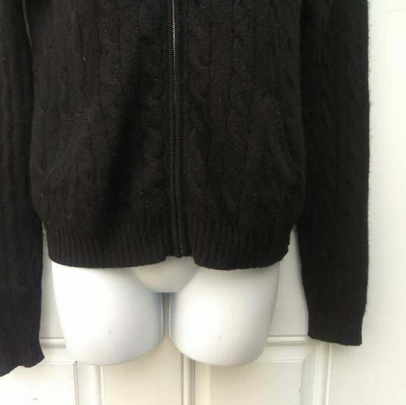 LXRI Cable Knit Hooded Sweater - Picture 6 of 7